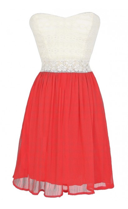 Bright Days Chiffon and Lace Dress in Red